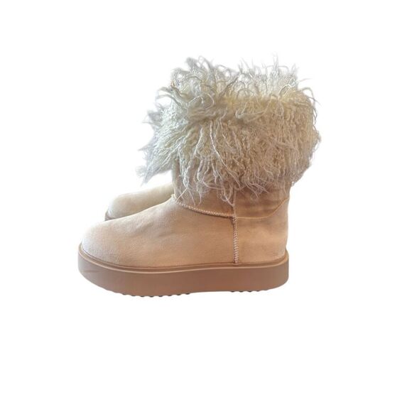 NIB Prettylittlething Faux Suede Contrast Faux Fur Ankle Boot Cream Size 8 - Picture 6 of 8
